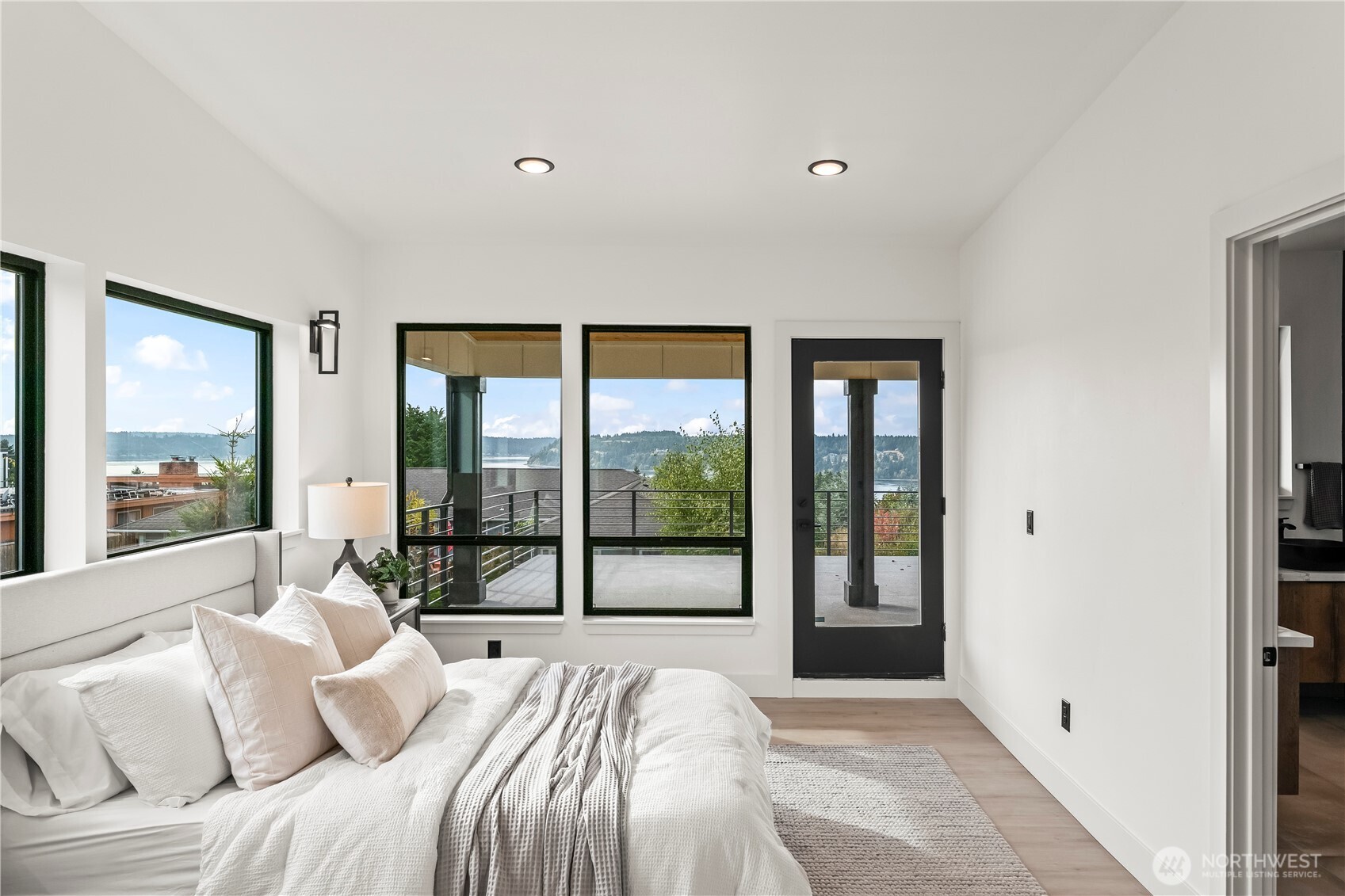 1116 N Jackson Avenue , Tacoma, WA 98406