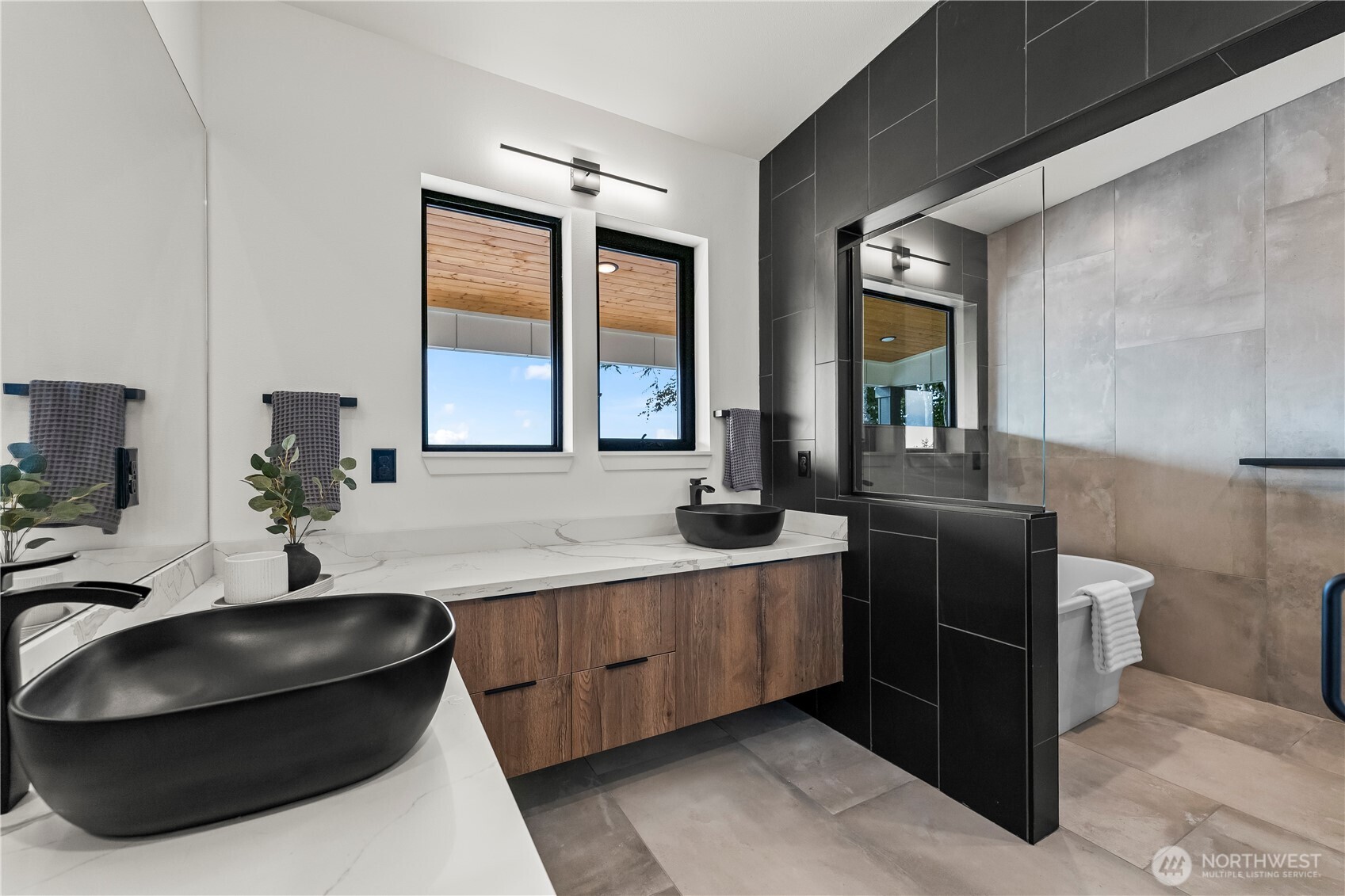 1116 N Jackson Avenue , Tacoma, WA 98406