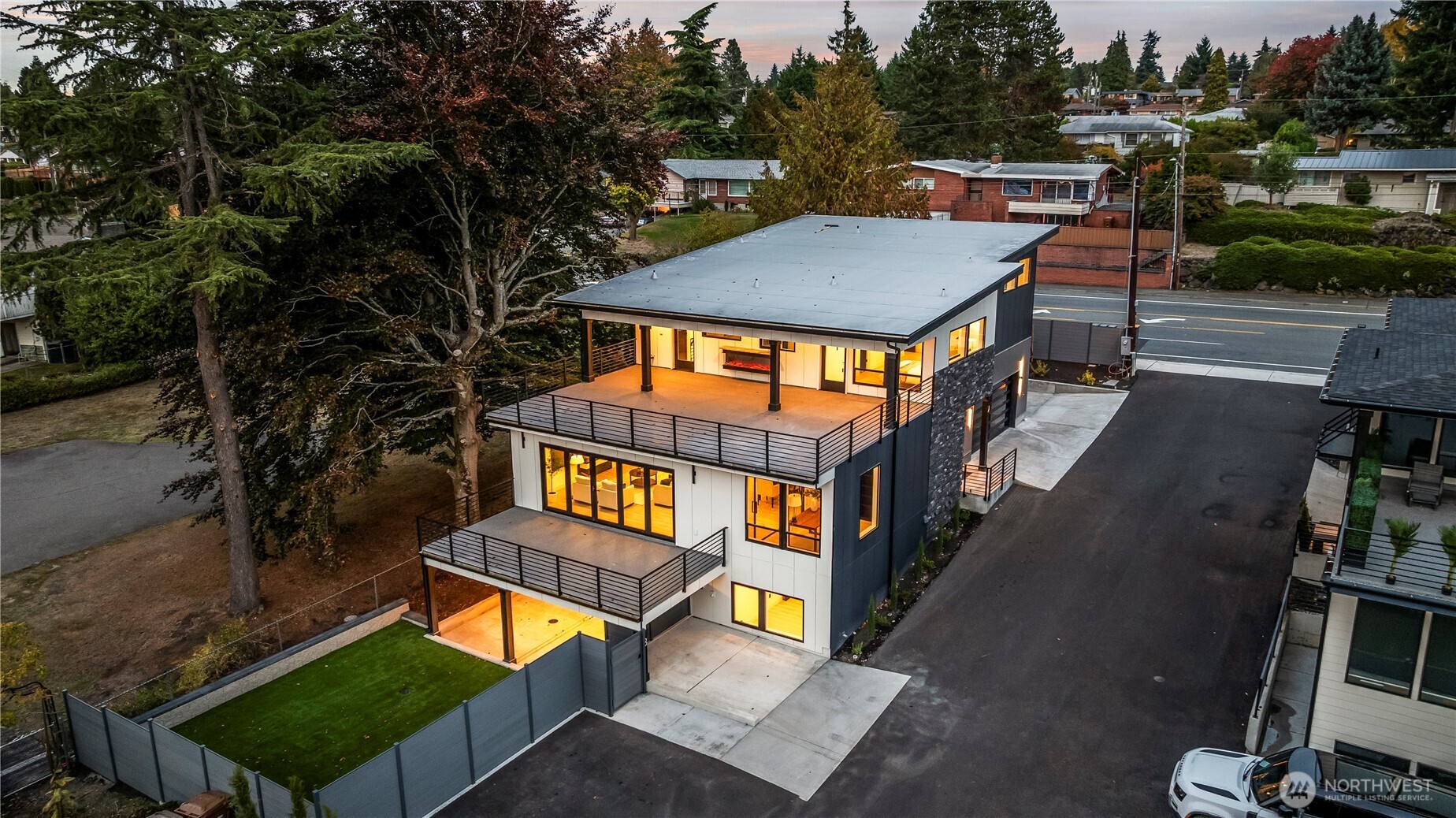 1116 N Jackson Avenue , Tacoma, WA 98406