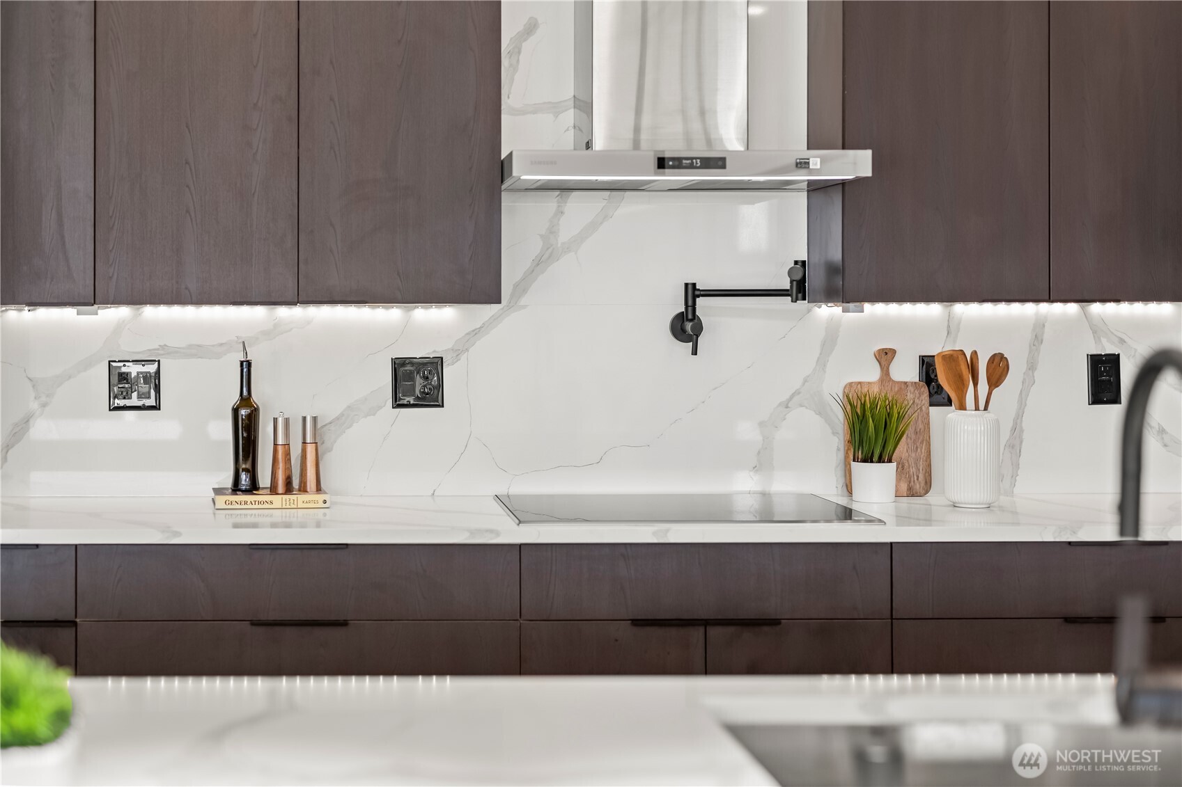 1116 N Jackson Avenue , Tacoma, WA 98406