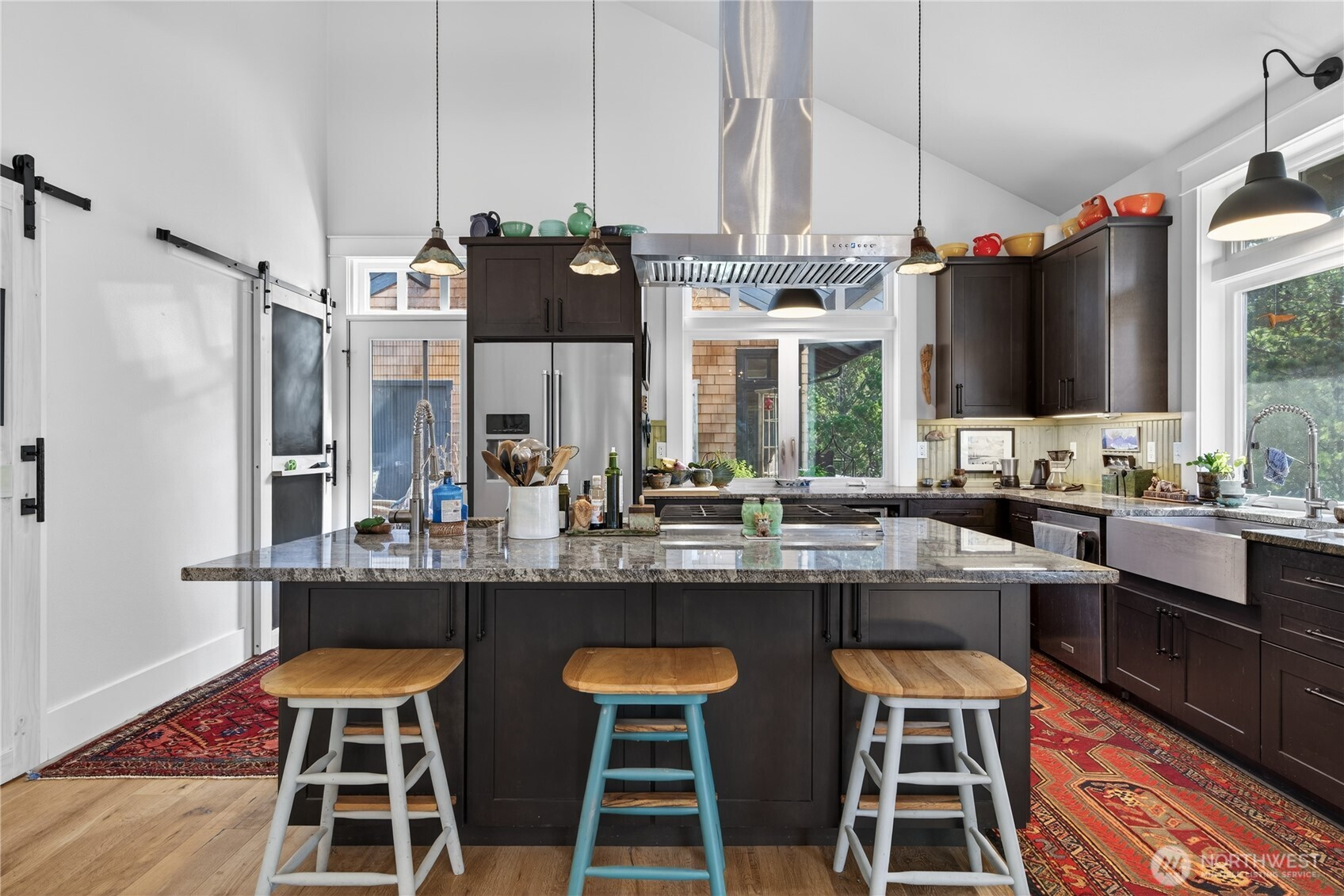 306 6th Street NW, Long Beach, WA 98631