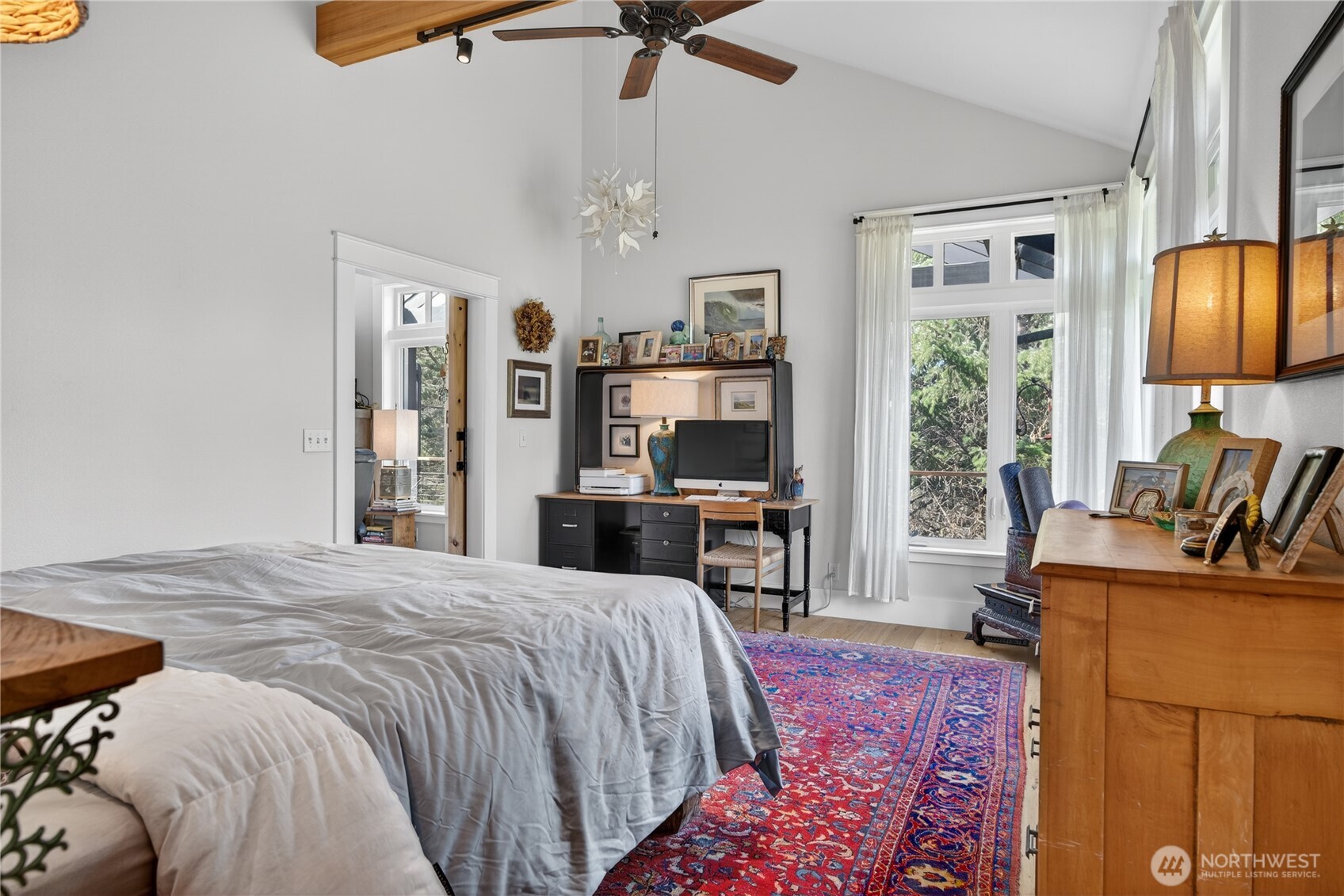 306 6th Street NW, Long Beach, WA 98631