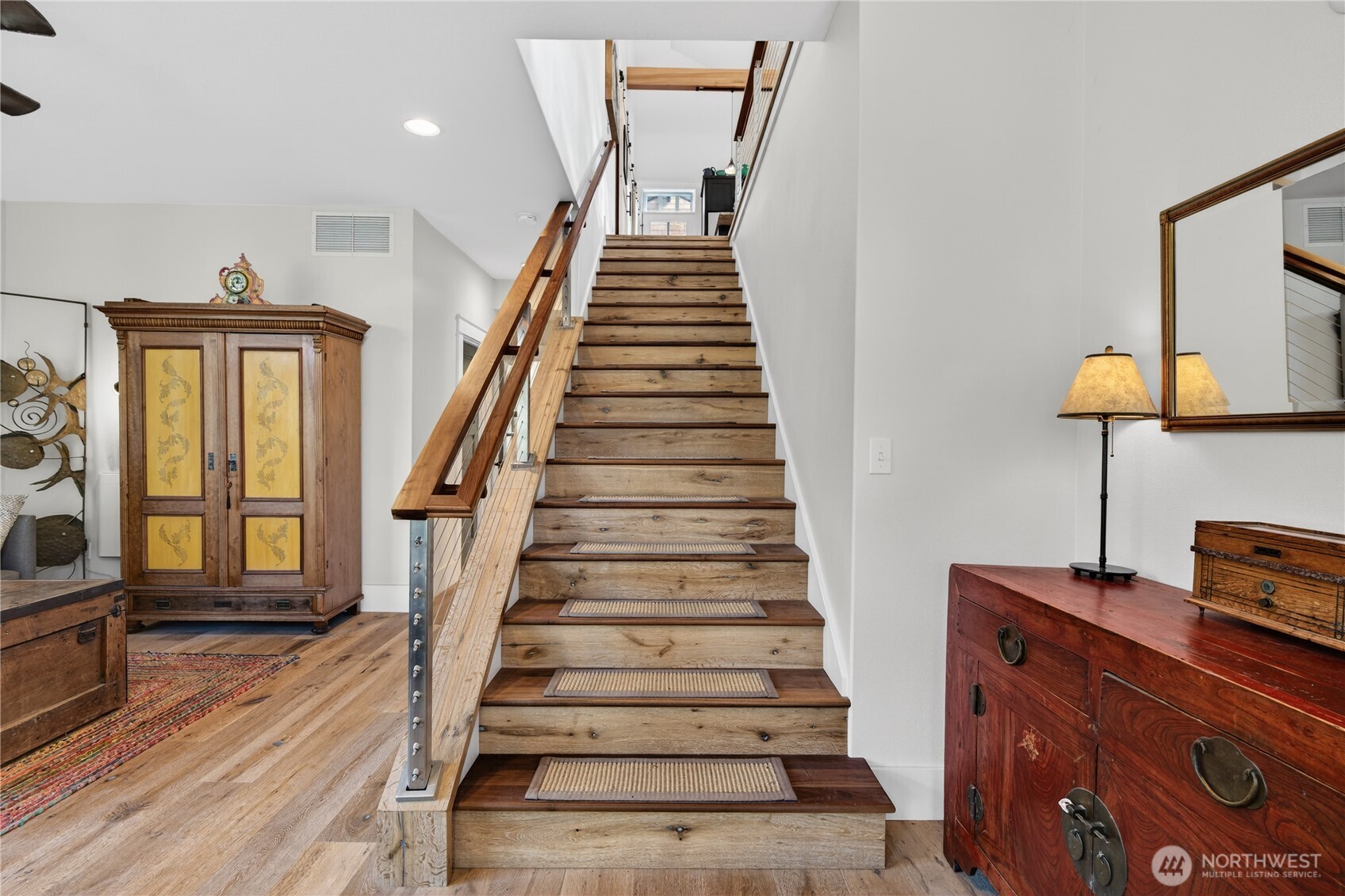 306 6th Street NW, Long Beach, WA 98631