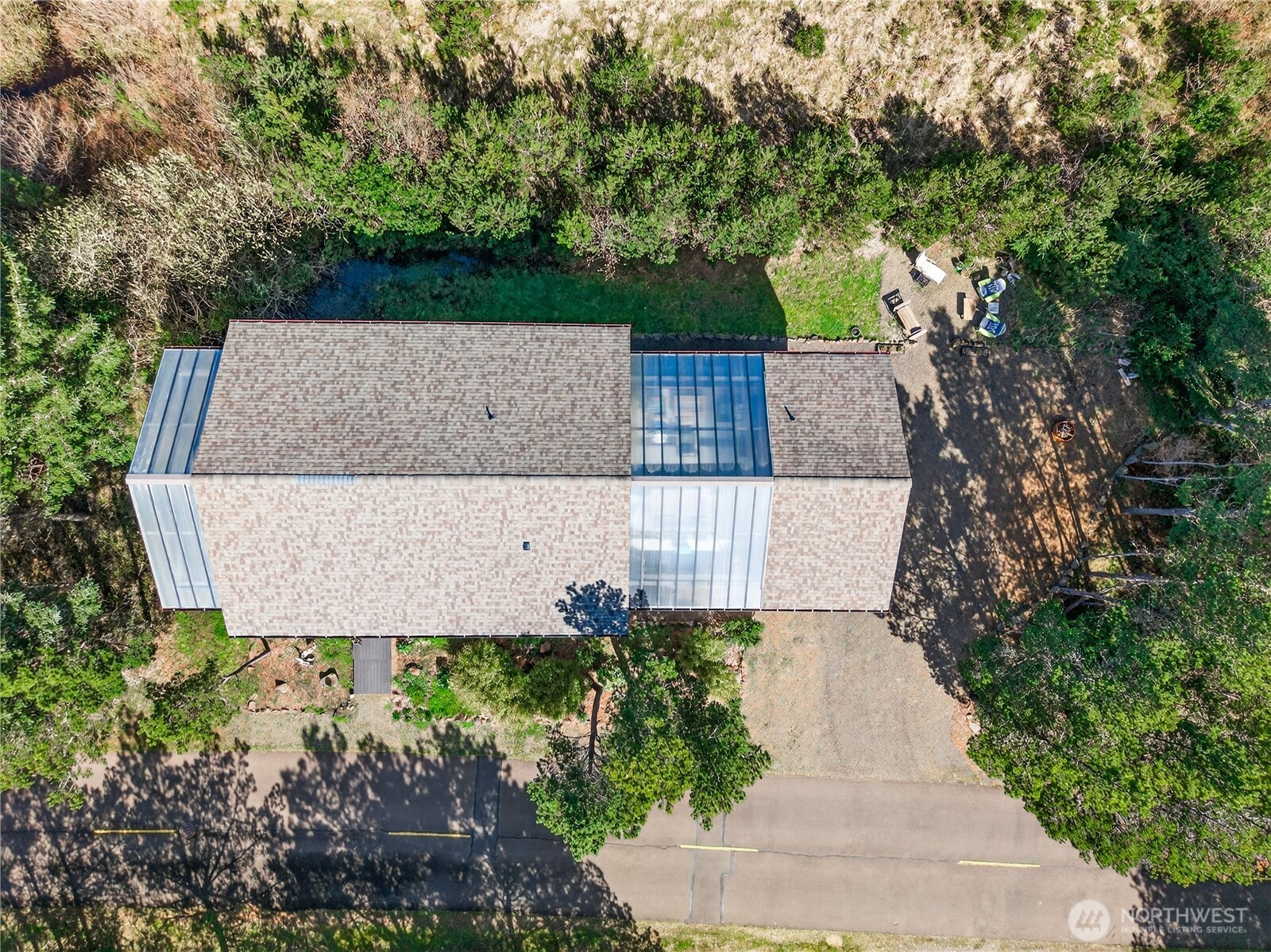 306 6th Street NW, Long Beach, WA 98631