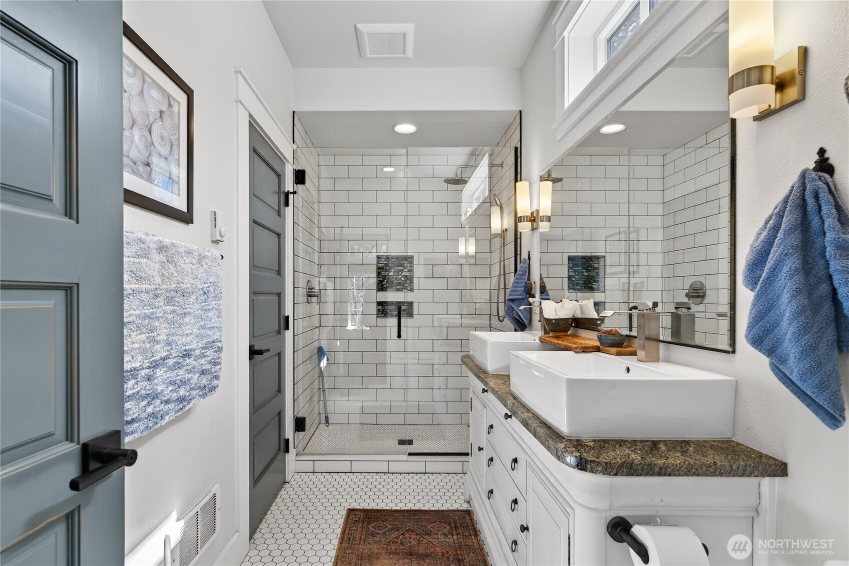 306 6th Street NW, Long Beach, WA 98631