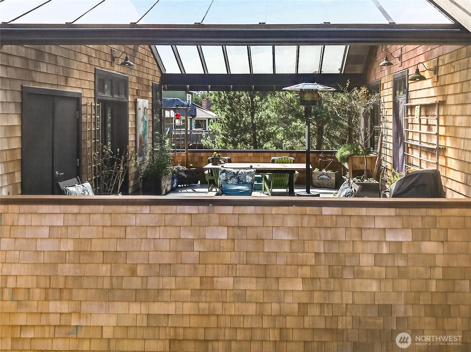 306 6th Street NW, Long Beach, WA 98631