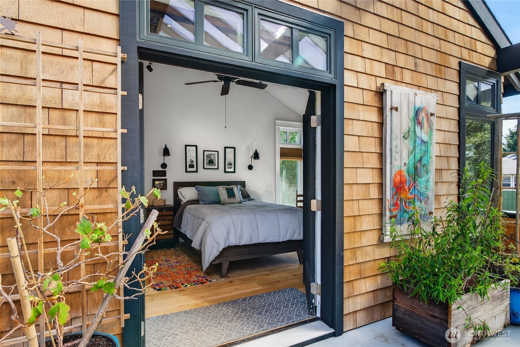 306 6th Street NW, Long Beach, WA 98631