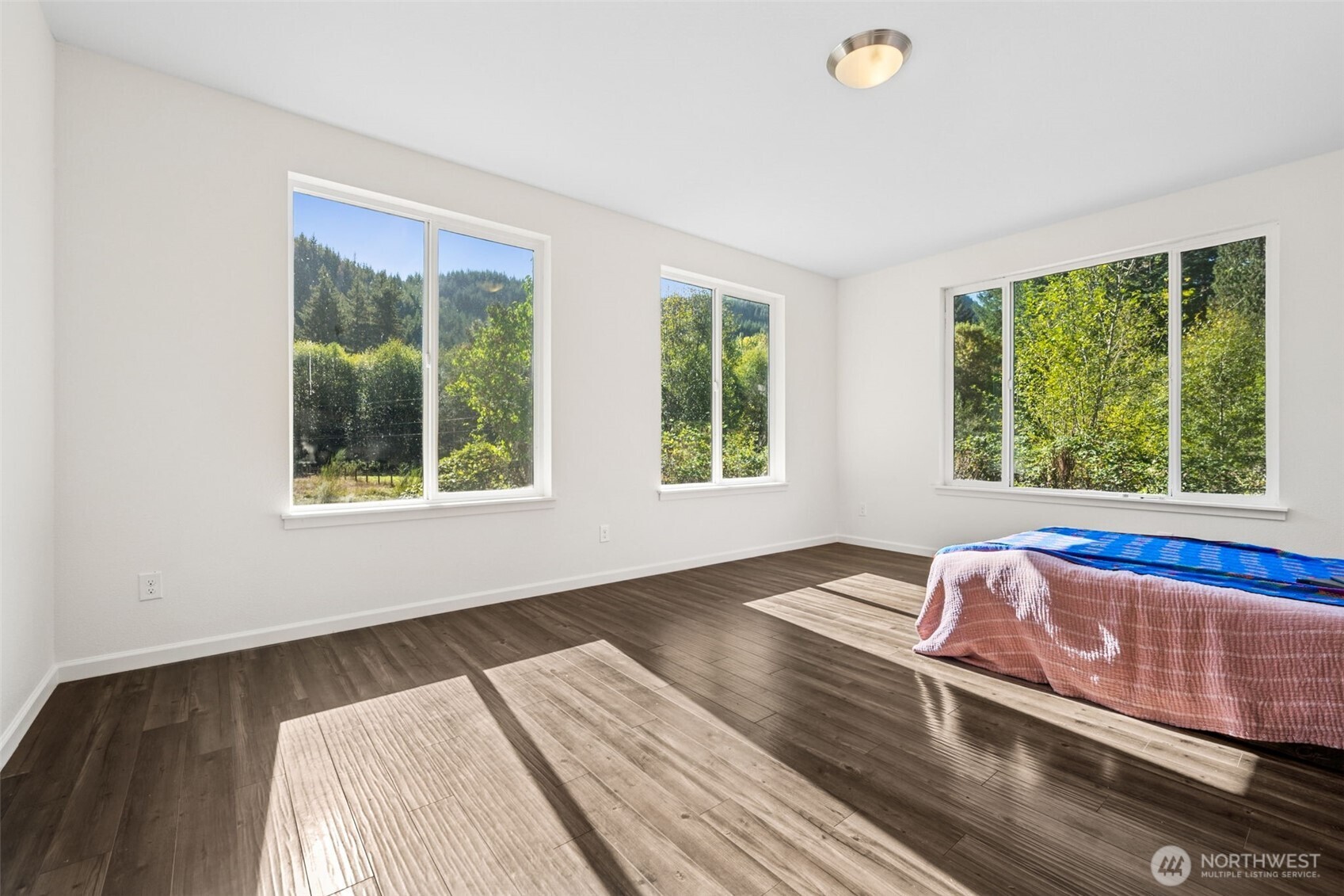 662 Cline Road , Randle, WA 98377