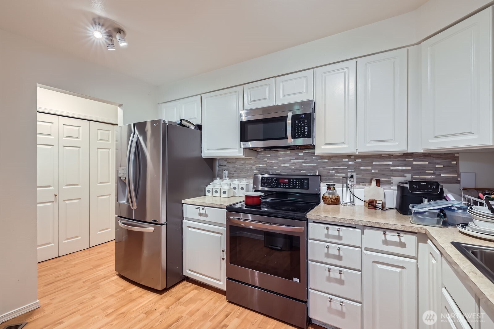 1131 115th Street SW #J3, Everett, WA 98204