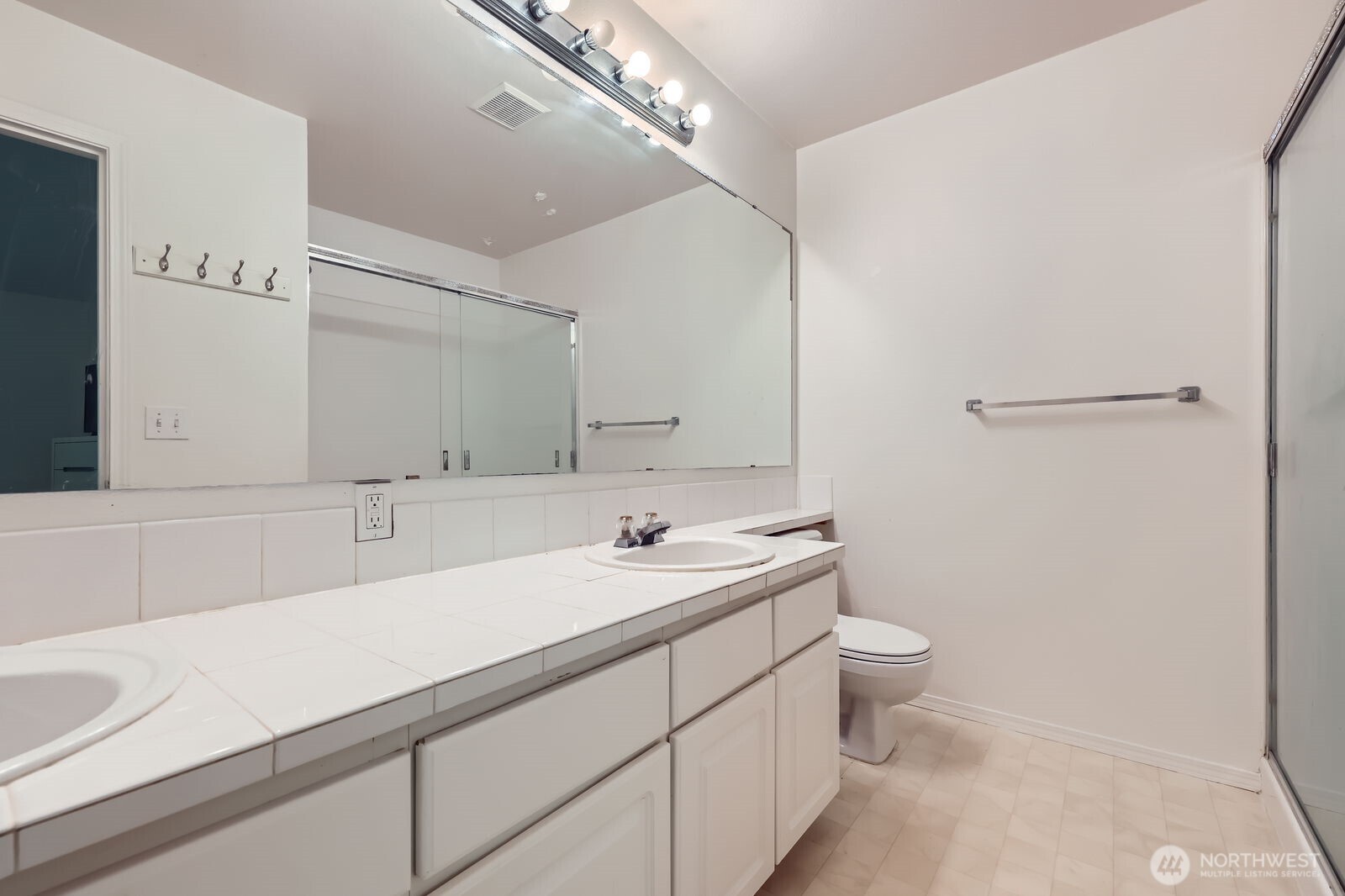 1131 115th Street SW #J3, Everett, WA 98204