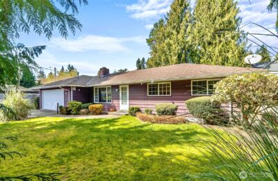5709 Grove Street , Marysville, WA 98270-3967