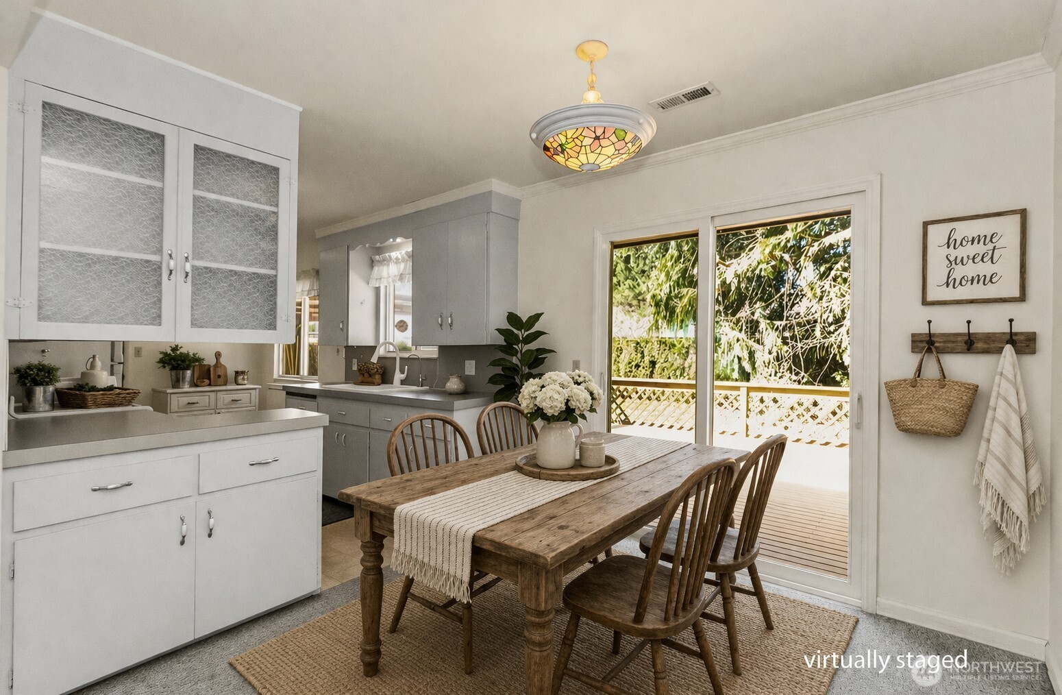 5709 Grove Street , Marysville, WA 98270-3967