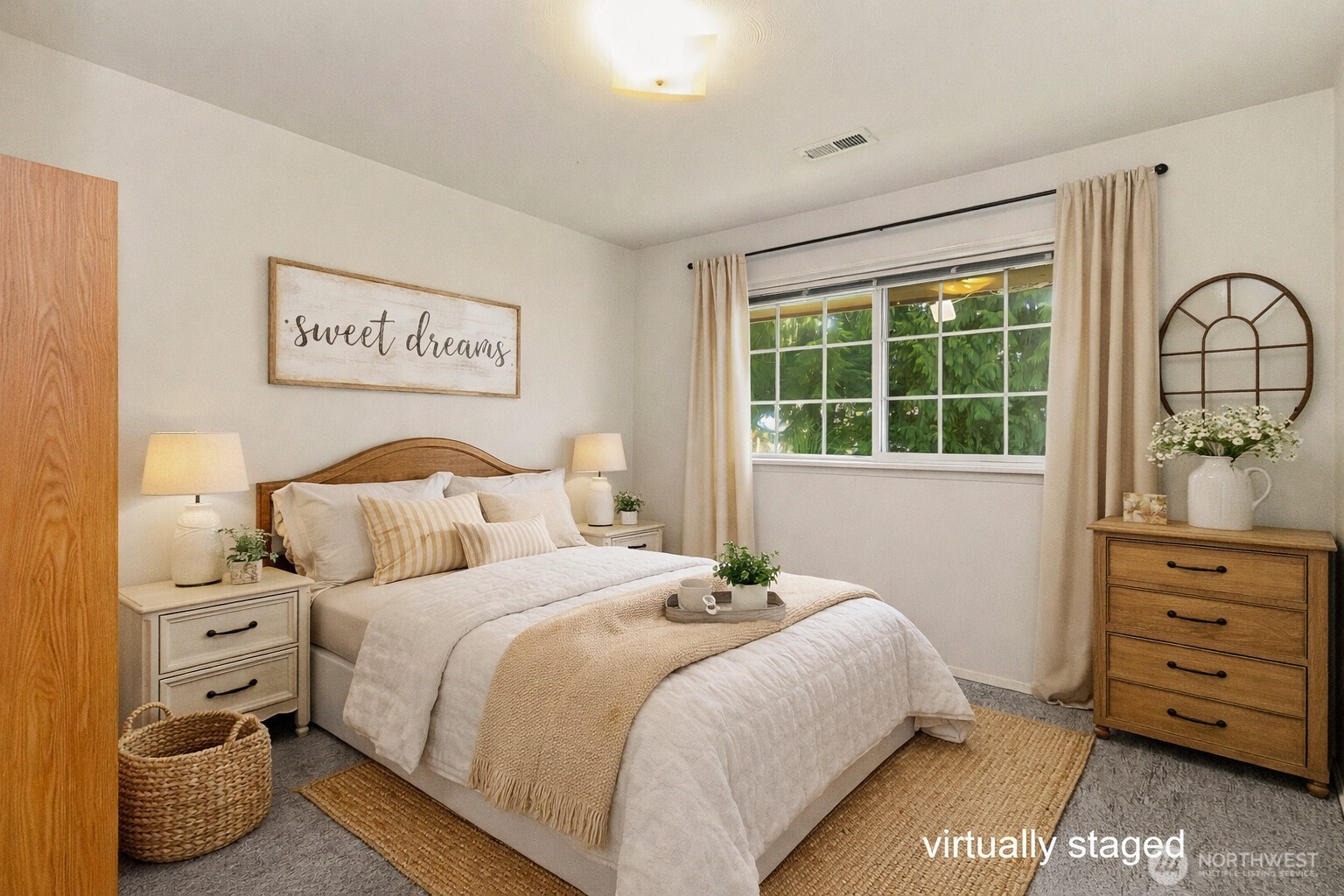 5709 Grove Street , Marysville, WA 98270-3967