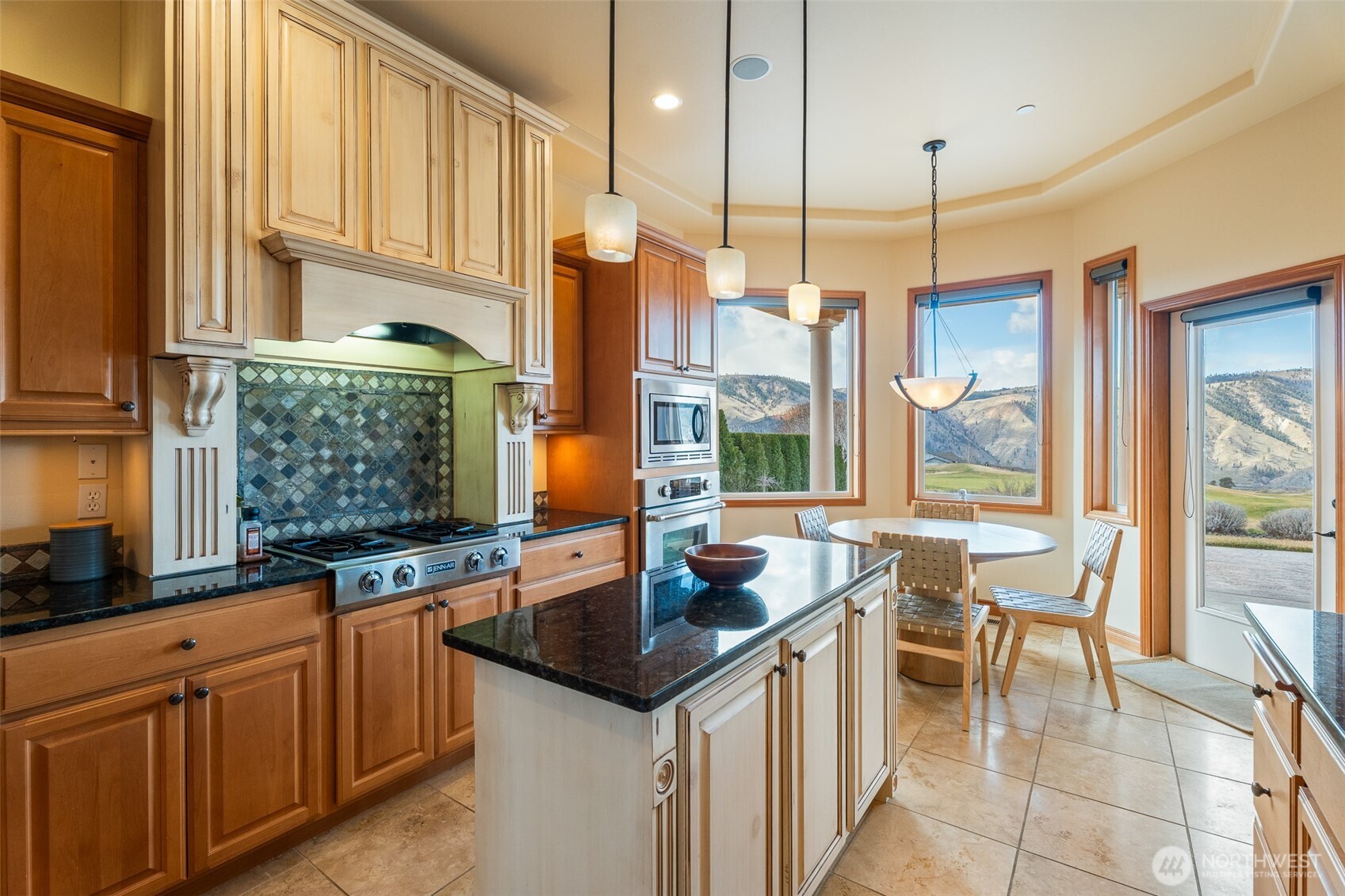 502 Desert Canyon Boulevard , Orondo, WA 98843