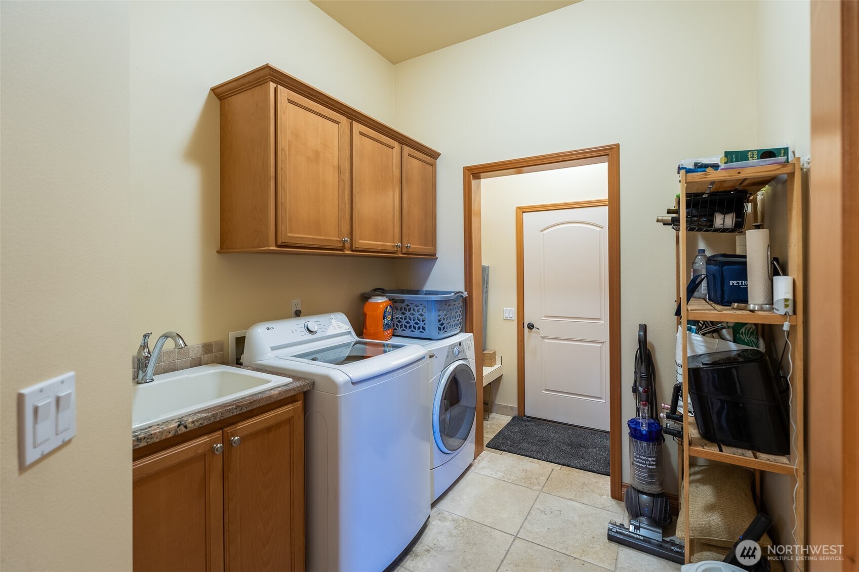502 Desert Canyon Boulevard , Orondo, WA 98843