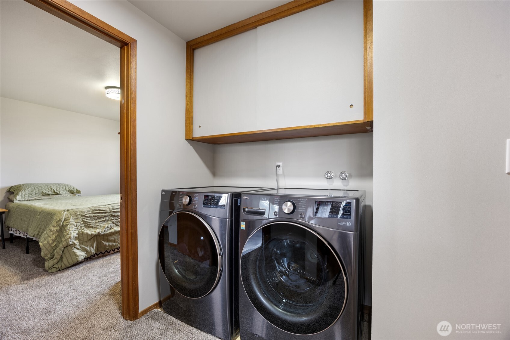 437 Sharon Avenue E, Moses Lake, WA 98837