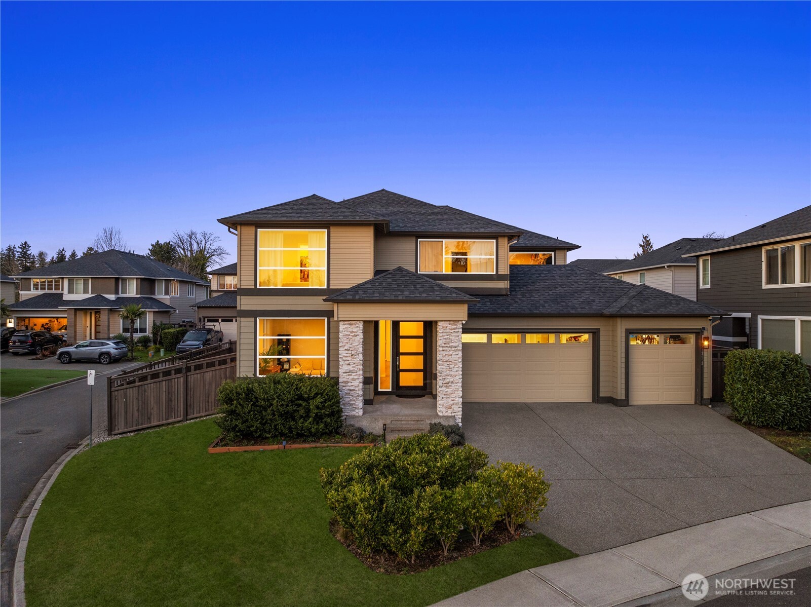 12052 SE 305th Place , Auburn, WA 98092