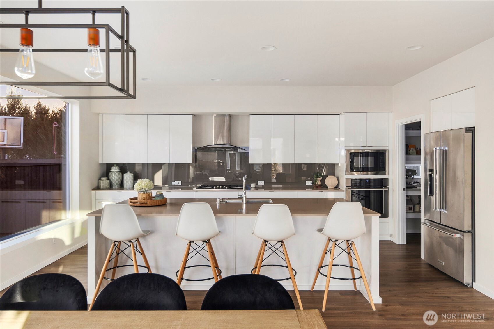 12052 SE 305th Place , Auburn, WA 98092