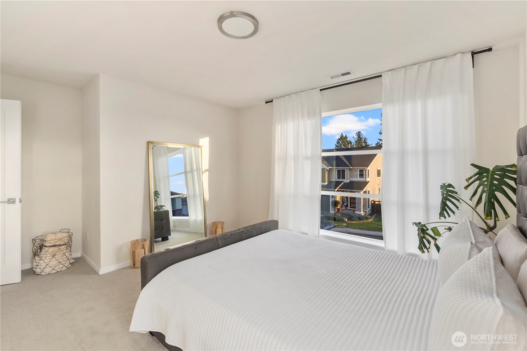 12052 SE 305th Place , Auburn, WA 98092