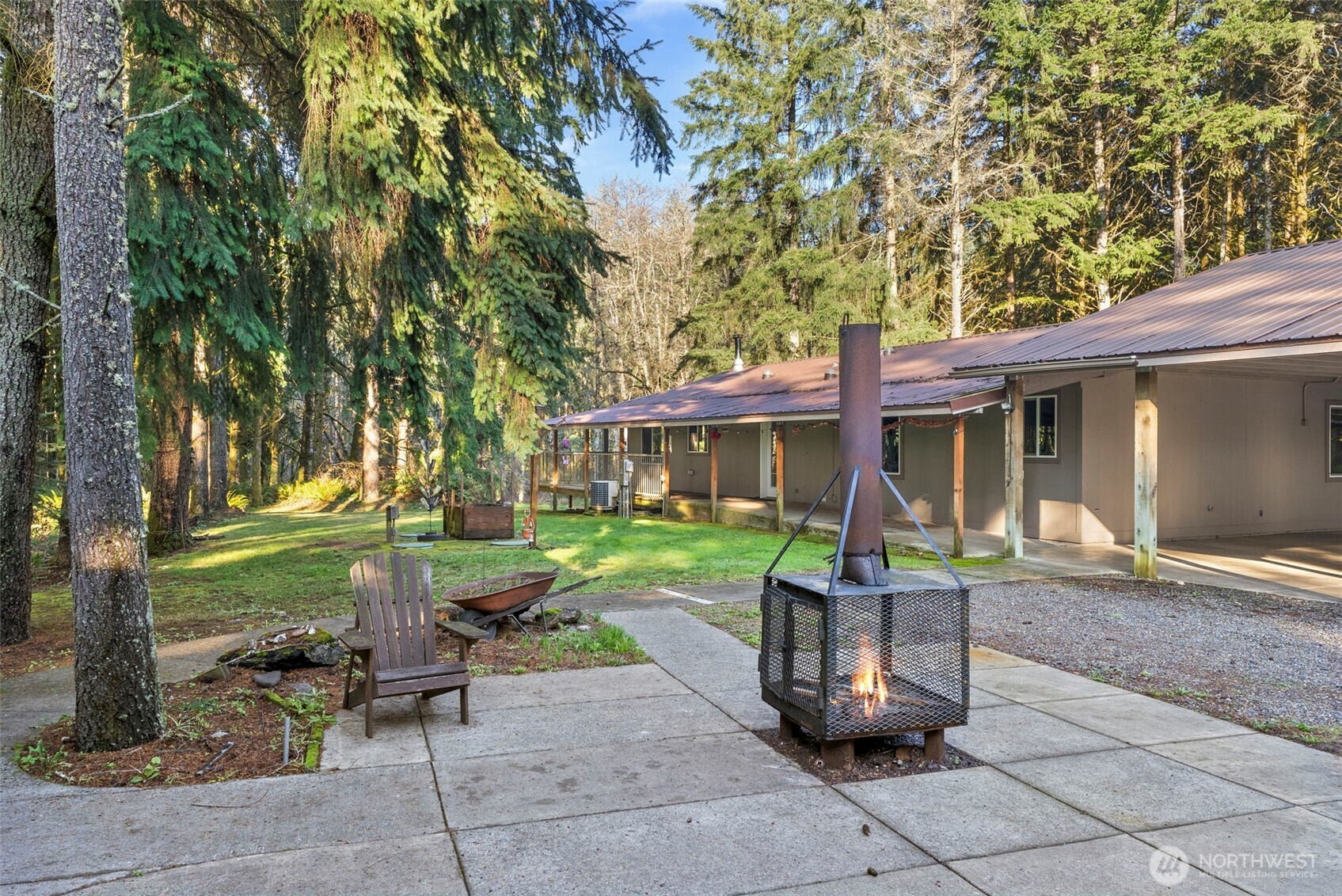 1895 North Fork Road , Chehalis, WA 98532