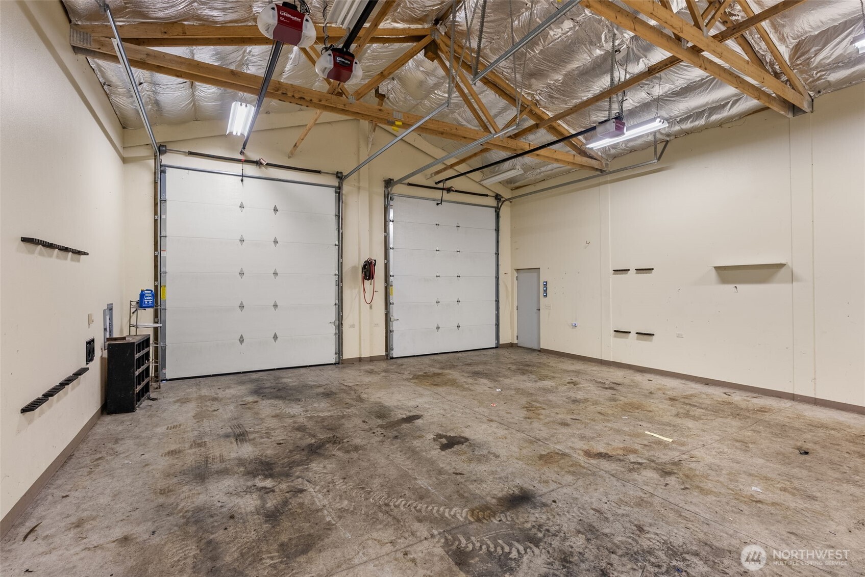 1895 North Fork Road , Chehalis, WA 98532