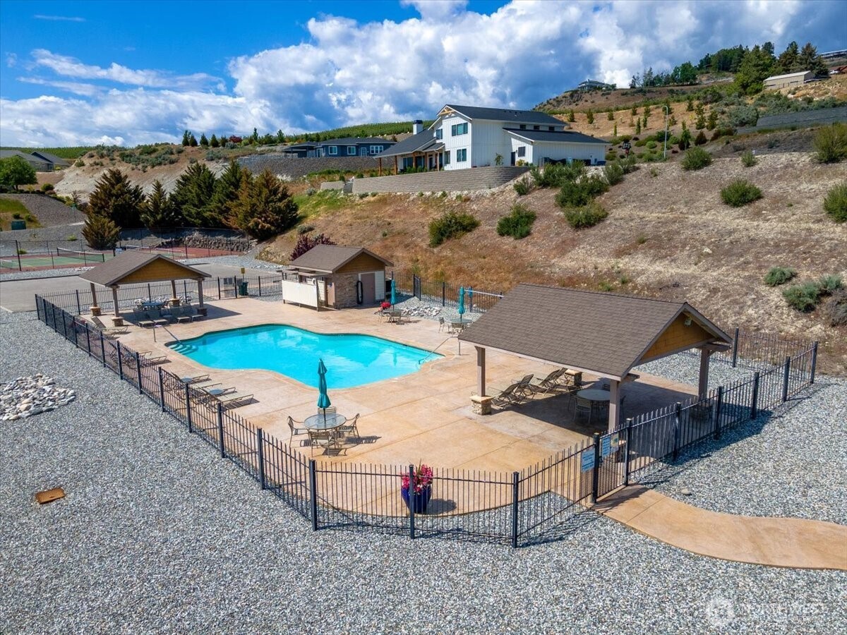 270 Crystal View Drive , Chelan, WA 98816