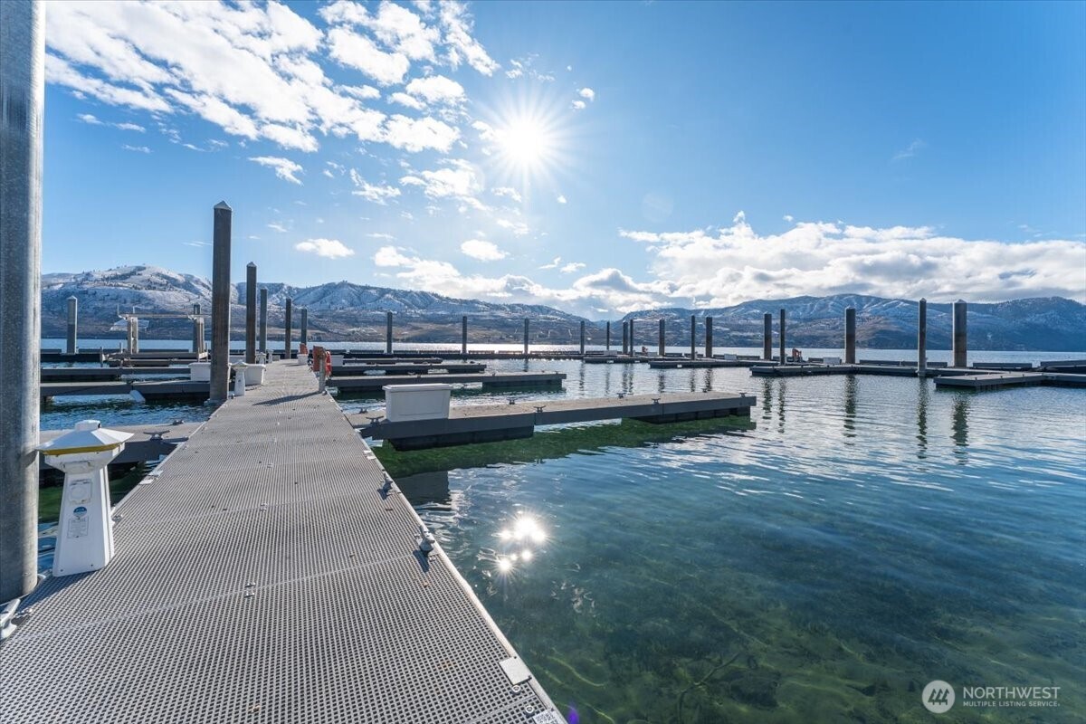 270 Crystal View Drive , Chelan, WA 98816