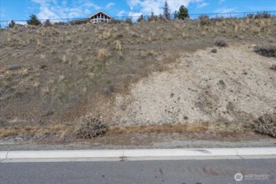 270 Crystal View Drive , Chelan, WA 98816 - Photo 5