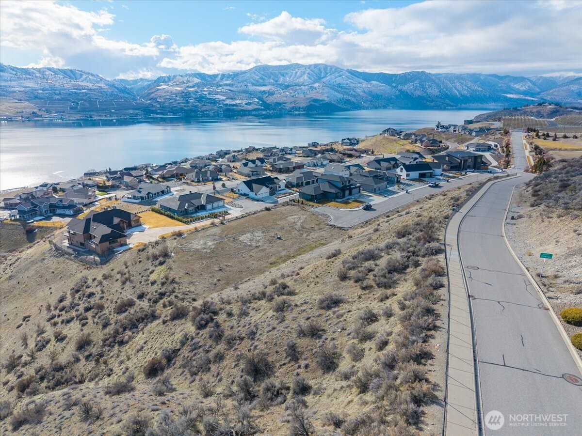 270 Crystal View Drive , Chelan, WA 98816