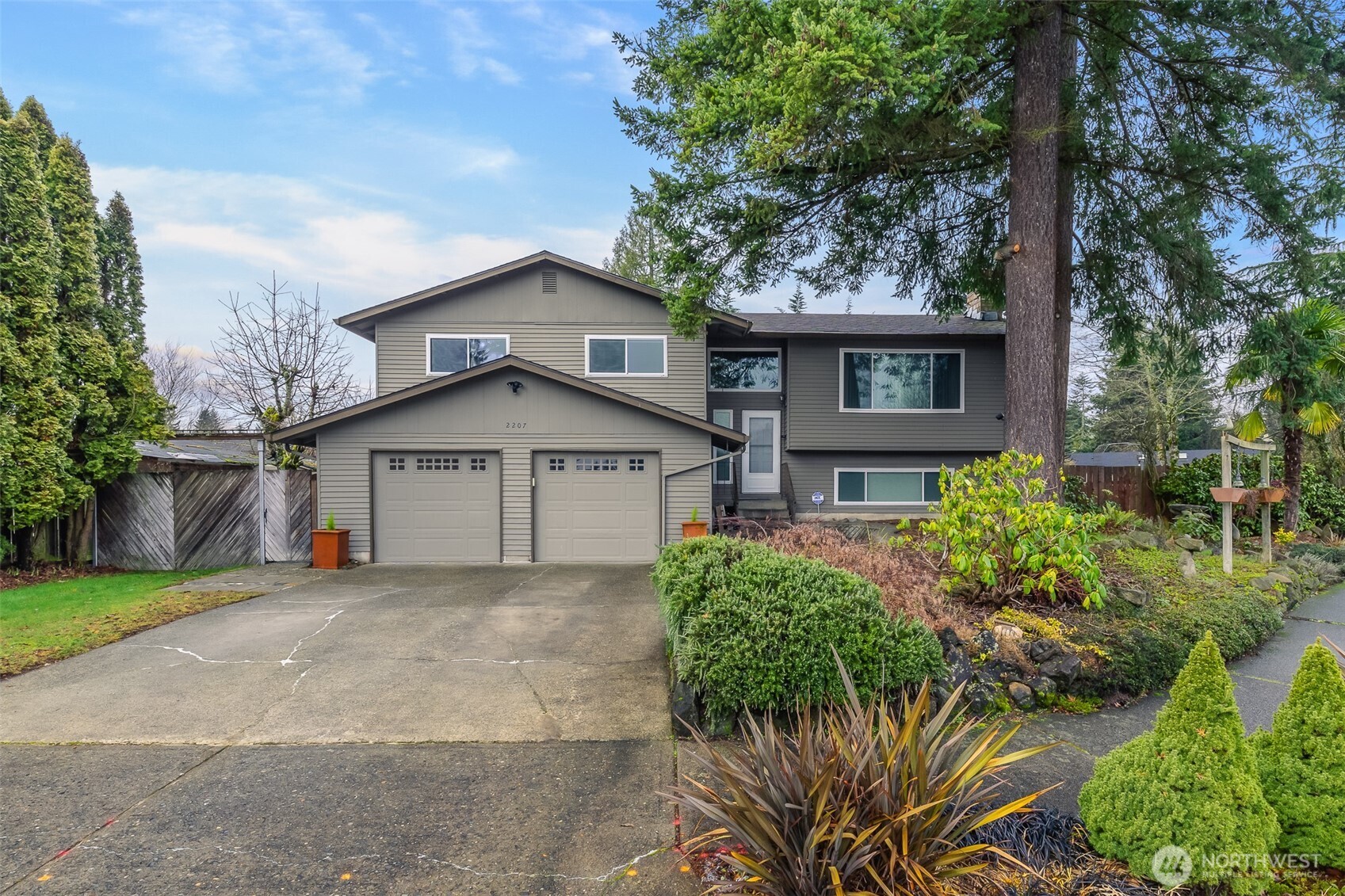 2207 Bremerton Avenue NE, Renton, WA 98059