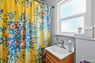 1901 N Fife Street , Tacoma, WA 98406 - Photo 11