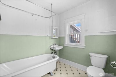 1901 N Fife Street , Tacoma, WA 98406 - Photo 18