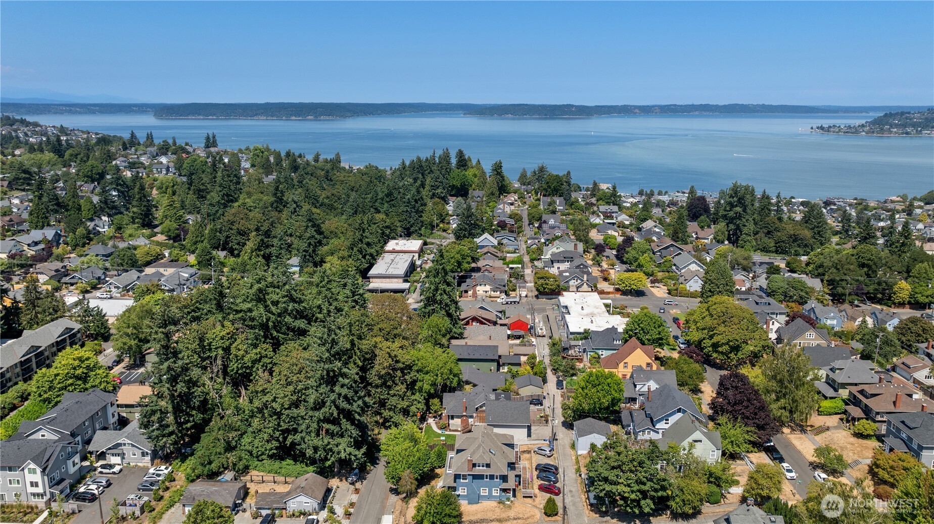 1901 N Fife Street , Tacoma, WA 98406