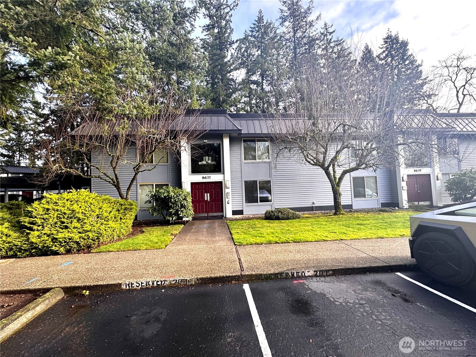 8637 Zircon Drive SW #S2, Tacoma, WA 98498
