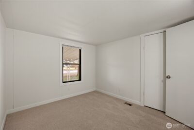 8780 NE Lybbert Drive , Moses Lake, WA 98837 - Photo 17