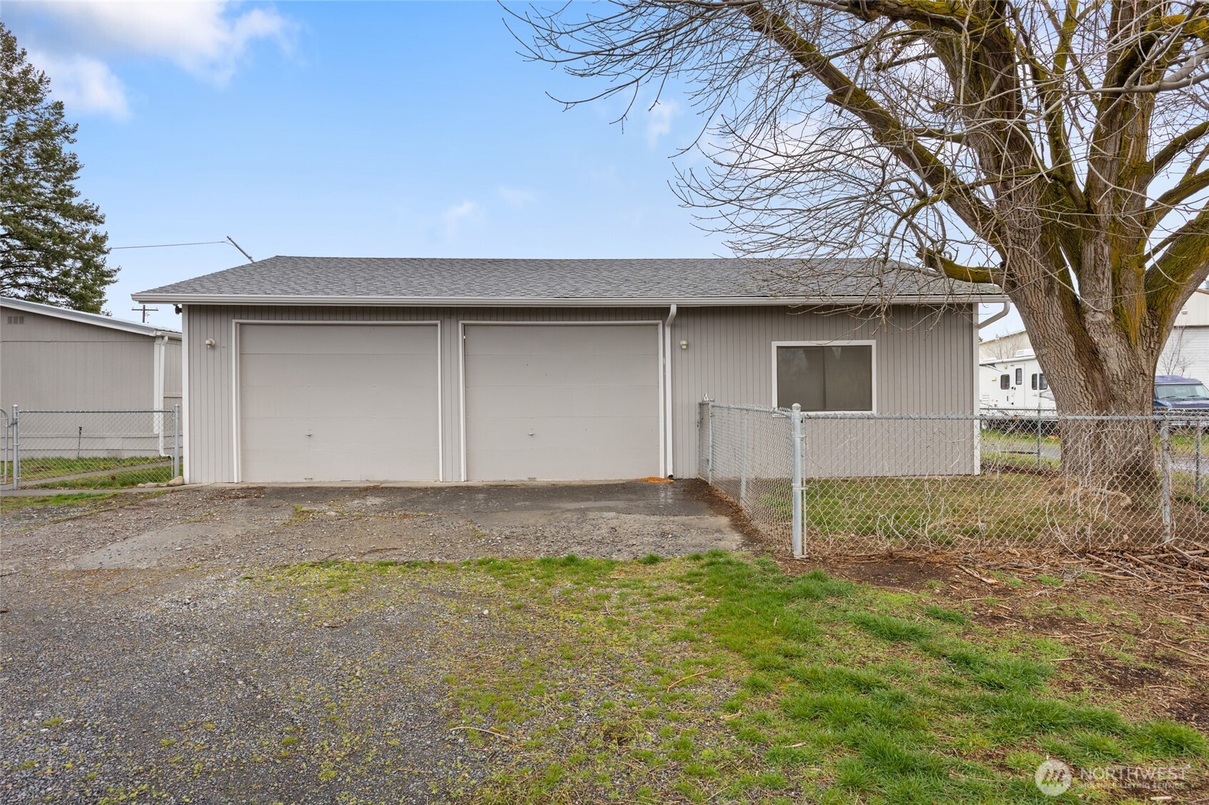 8780 NE Lybbert Drive , Moses Lake, WA 98837