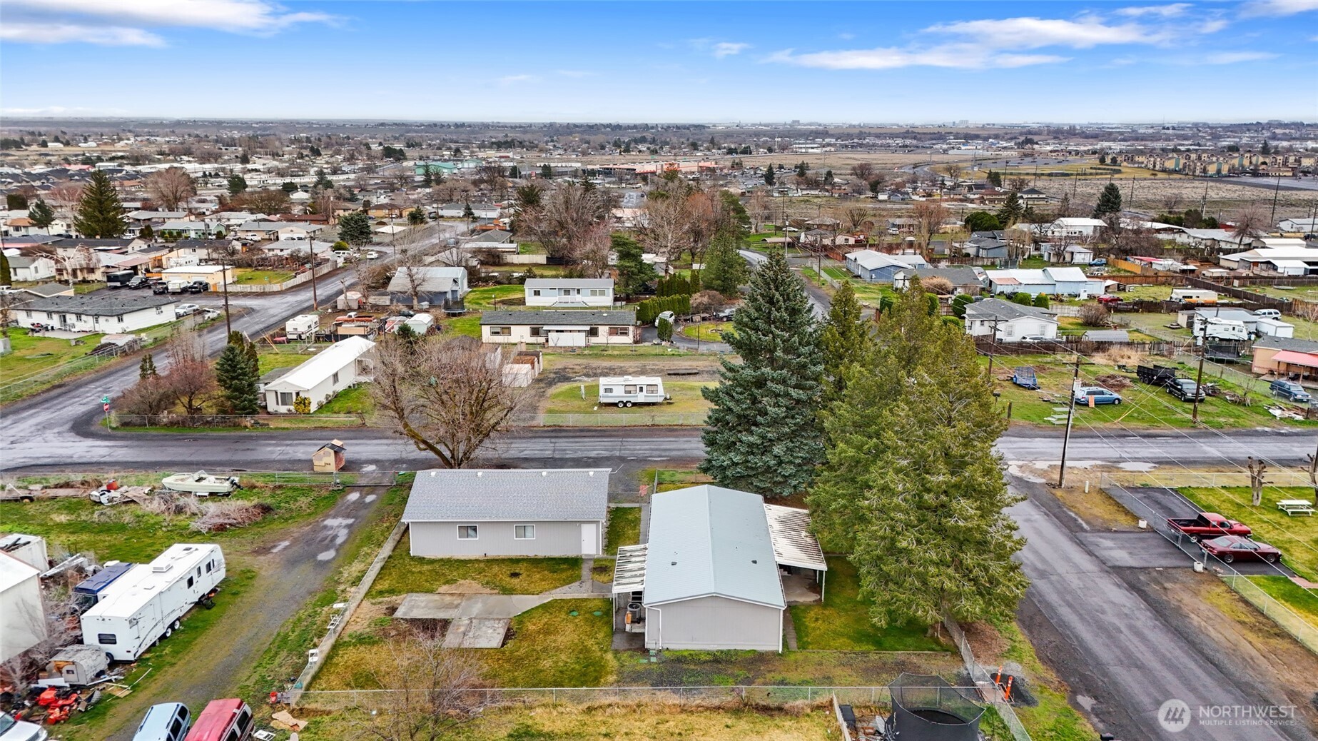 8780 NE Lybbert Drive , Moses Lake, WA 98837