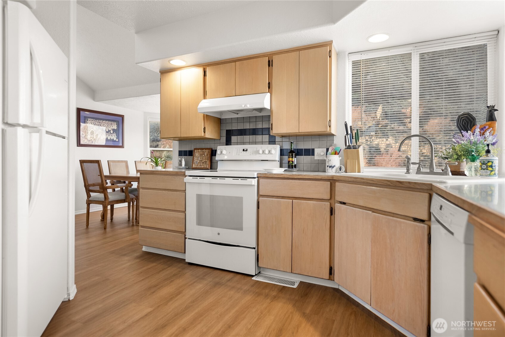 2206 Summit Drive , Oroville, WA 98844