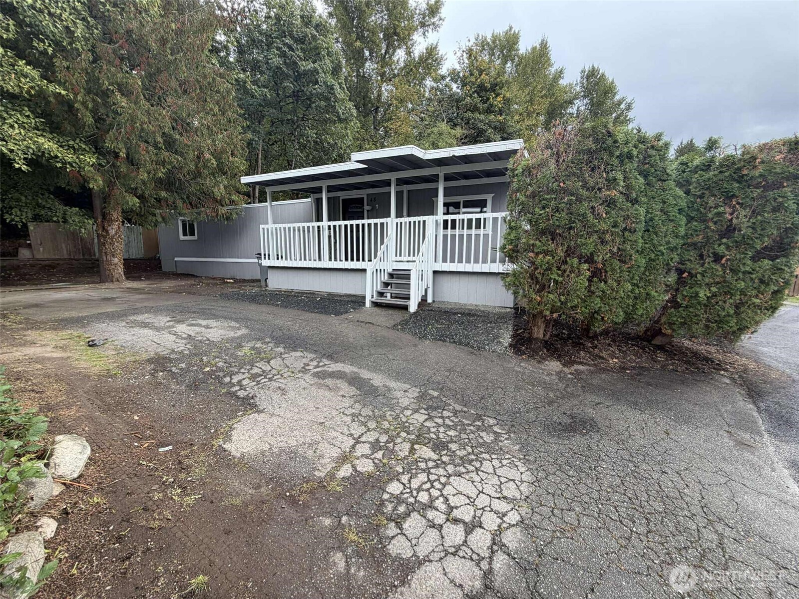 11510 E Riverside Drive #48, Bothell, WA 98011
