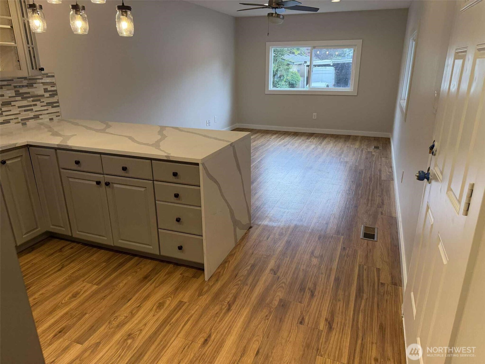11510 E Riverside Drive #48, Bothell, WA 98011