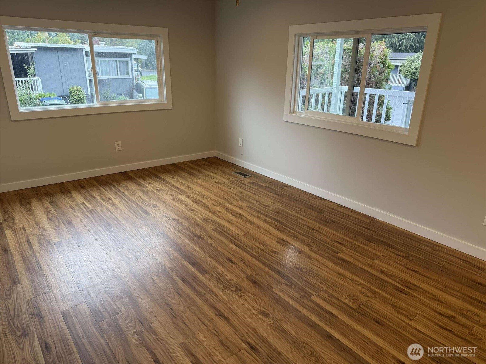 11510 E Riverside Drive #48, Bothell, WA 98011