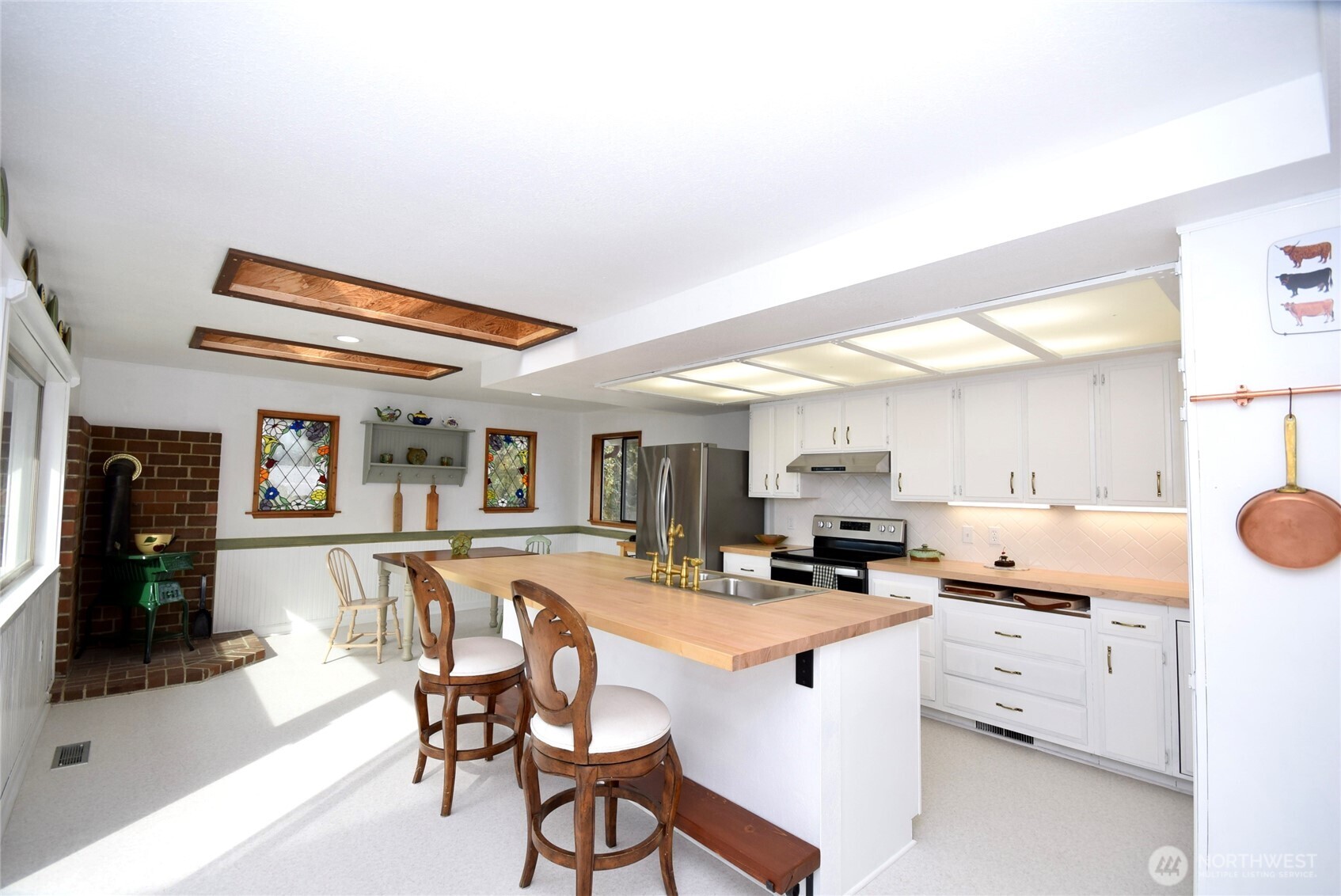 1734 Woodcock Road , Sequim, WA 98382