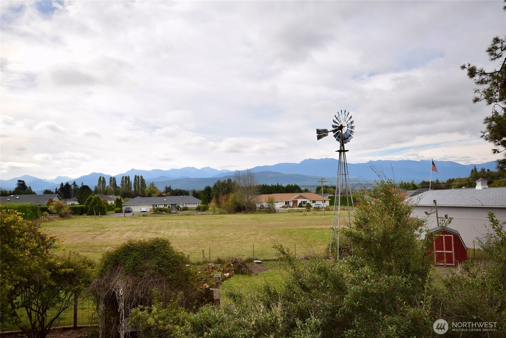 1734 Woodcock Road , Sequim, WA 98382