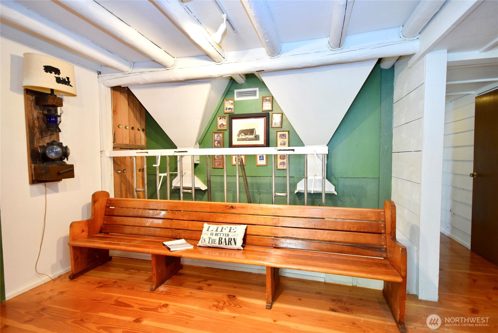 1734 Woodcock Road , Sequim, WA 98382