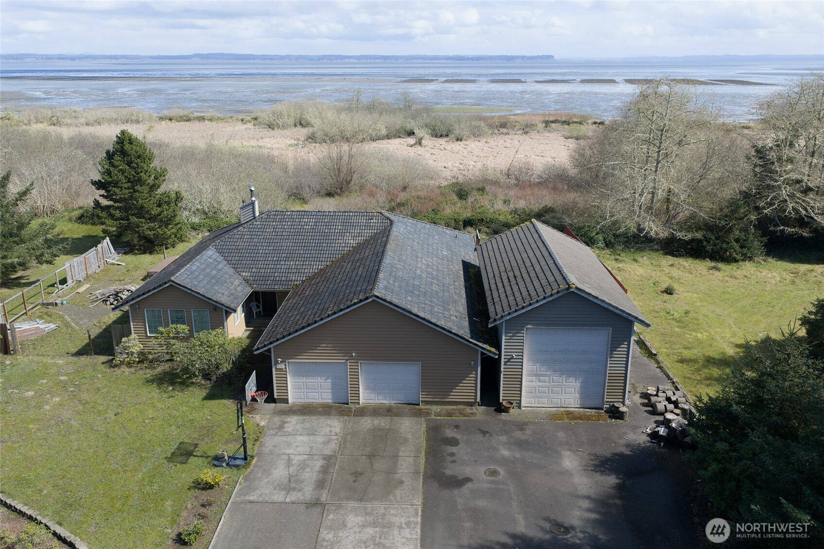138 Olympic View Avenue NE, Ocean Shores, WA 98569