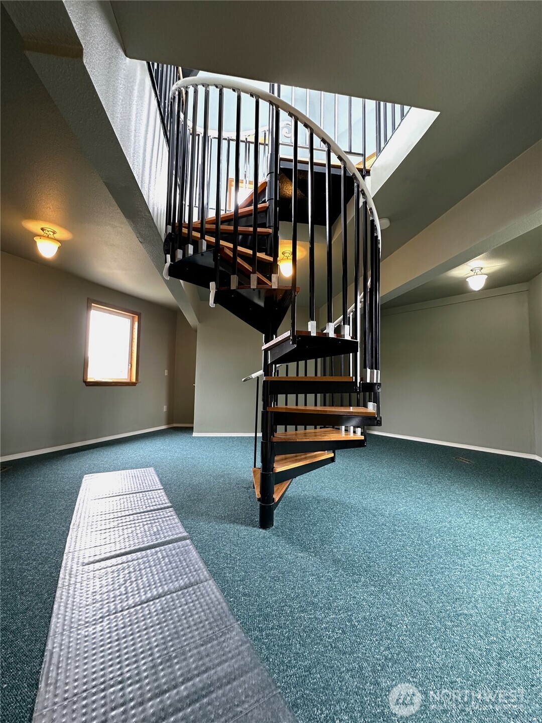 832 Whale Court SW, Ocean Shores, WA 98569