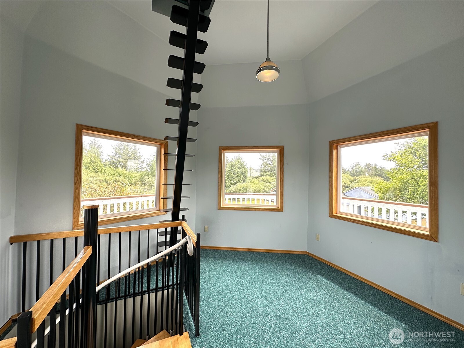 832 Whale Court SW, Ocean Shores, WA 98569