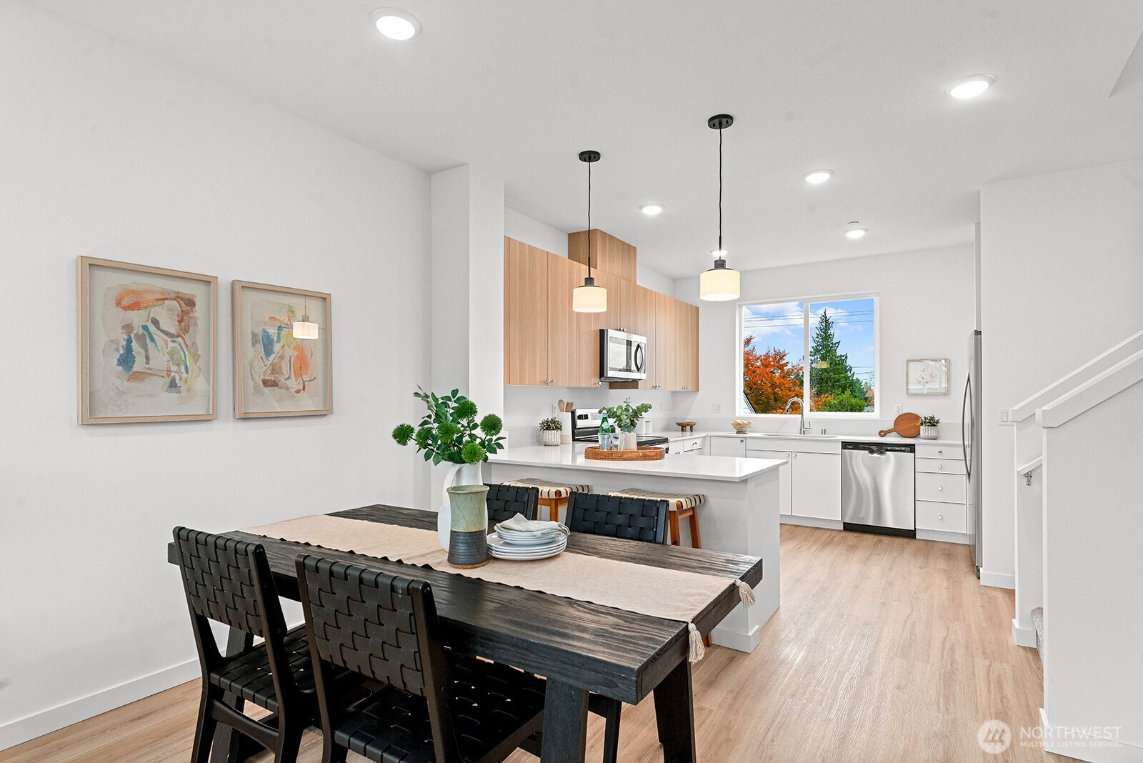 1403 SW 111th Lane , Seattle, WA 98146