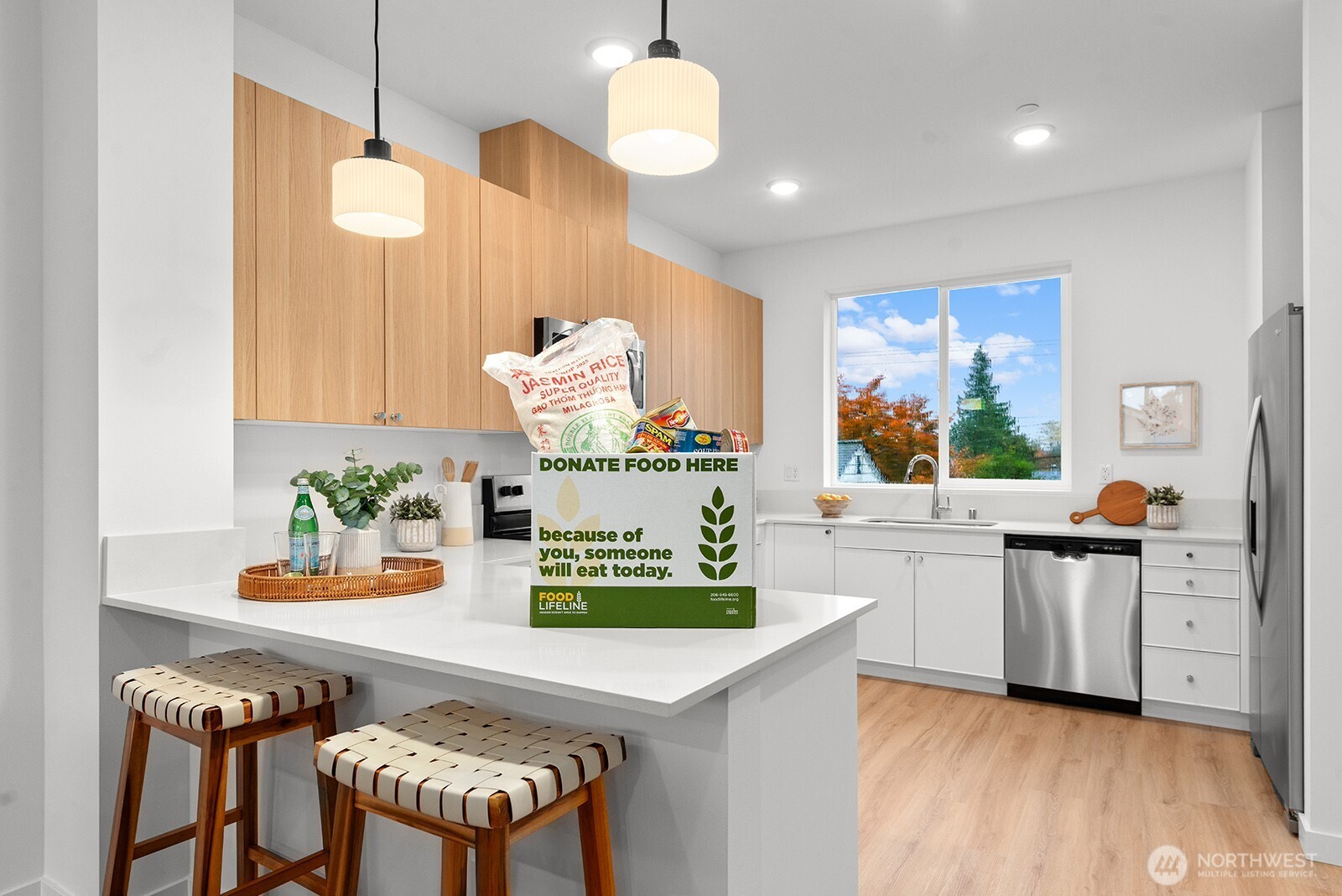 1403 SW 111th Lane , Seattle, WA 98146