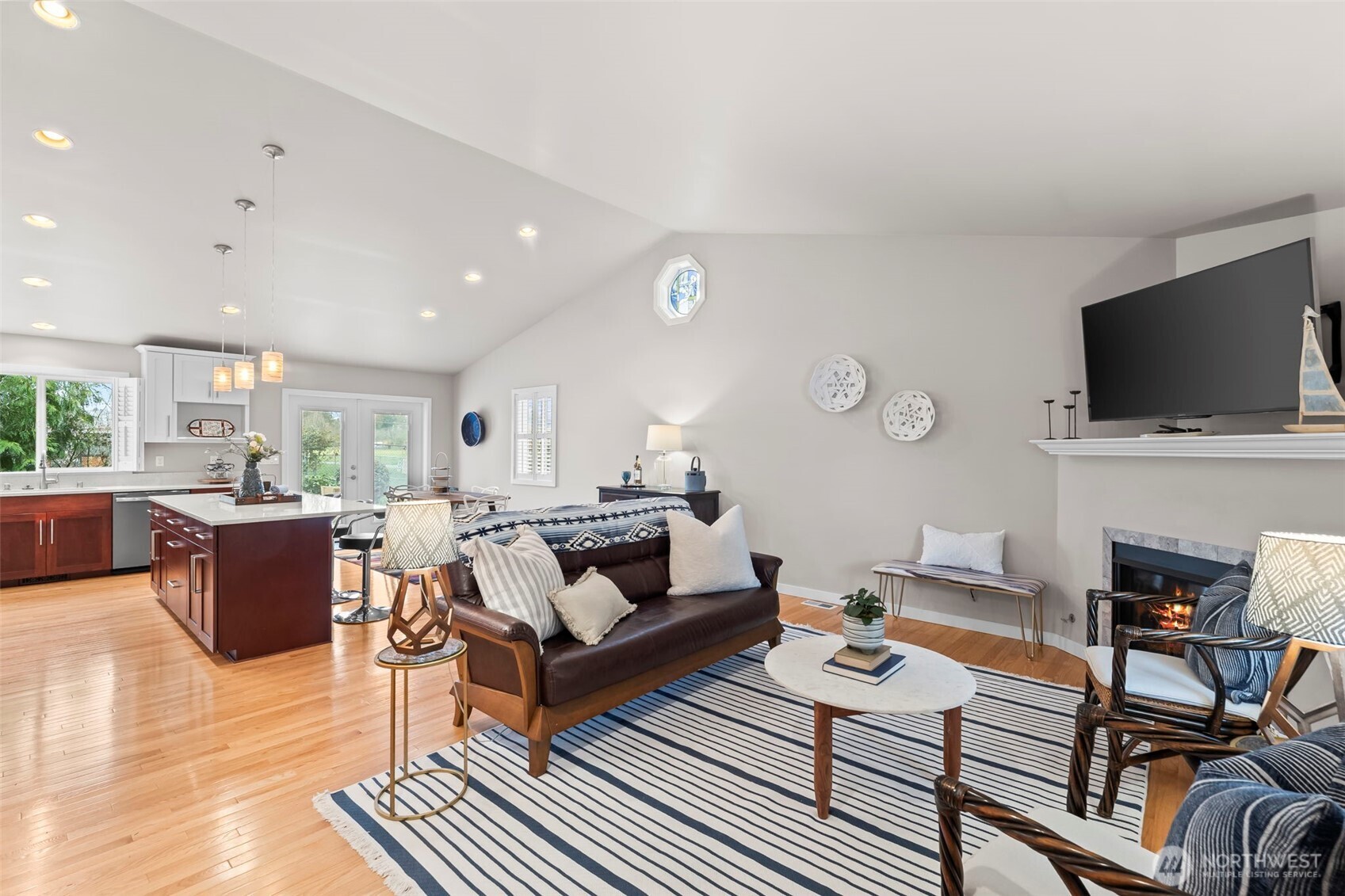 4925 Harbor View Drive NE, Tacoma, WA 98422